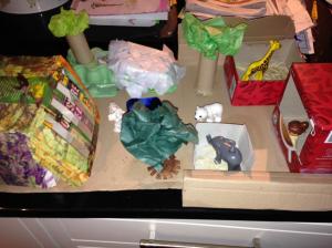 Article Graphic - Cardboard Zoo!